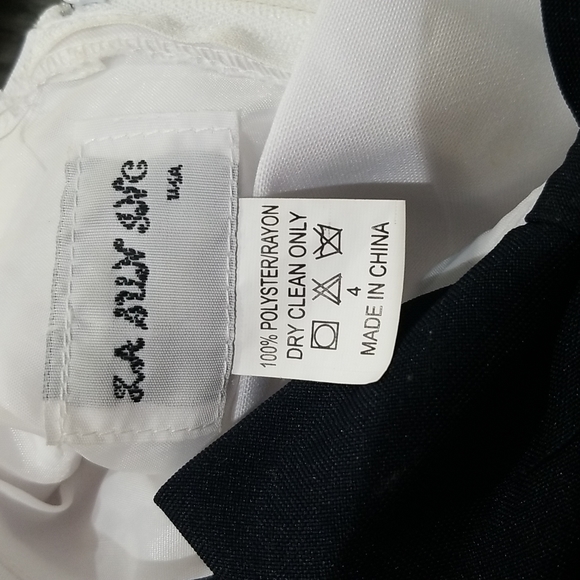 Captain's dress - Picture 2 of 6